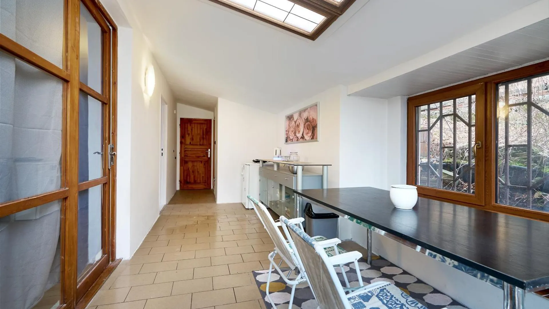 Devils Peak Prague Apartment Homestay